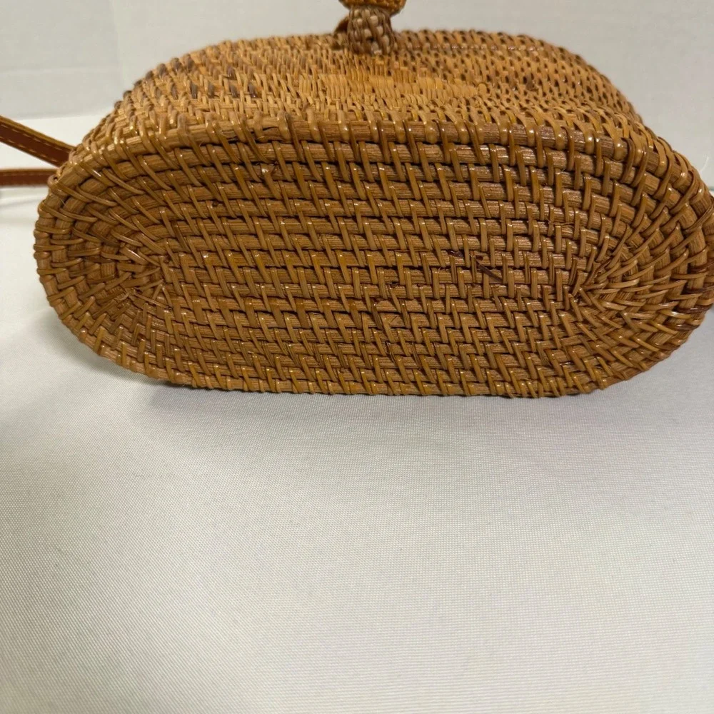 N/A handcrafted rattan